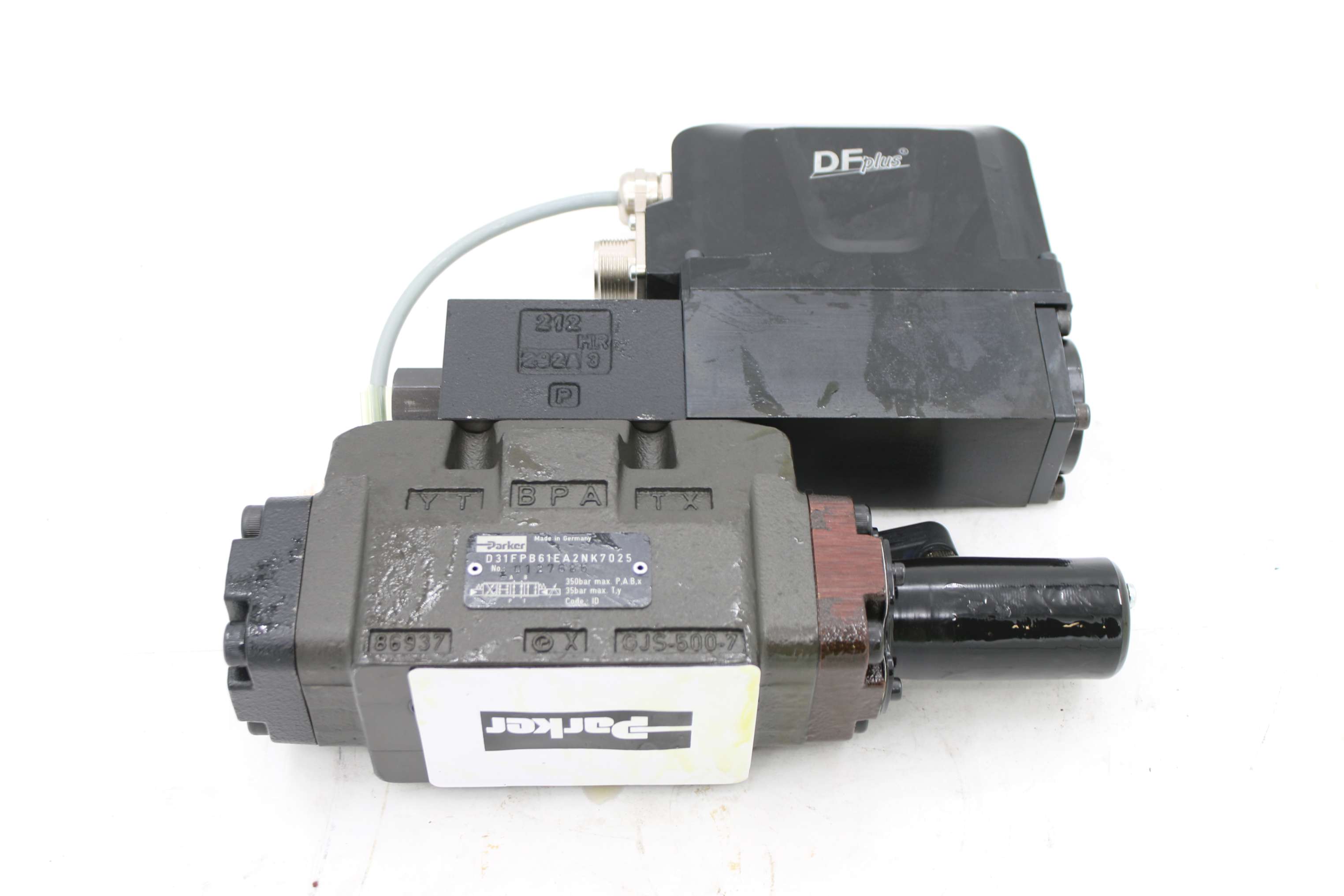 D31FPB61EA2NK7025 from PARKER ELECTROHYDRAULIC. PROP. VALVE